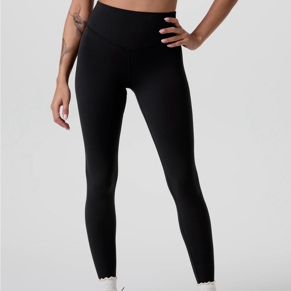 Vuori AllTheForm™ Legging - NWOT